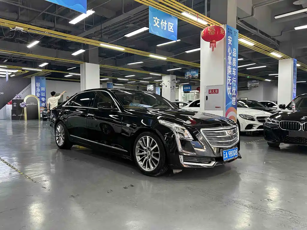 Cadillac CT6 28 T Platinum