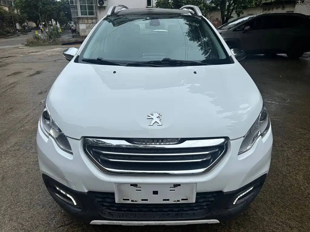 Peugeot 2008 2014 1.6 L Auto Navigator