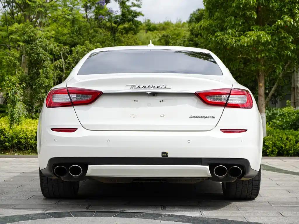 Quattroporte 3.0 T Standard