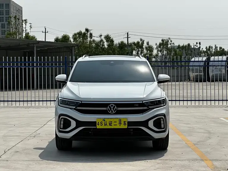 Volkswagen T-ROC 300 TSI DSG 2 WD Starlight