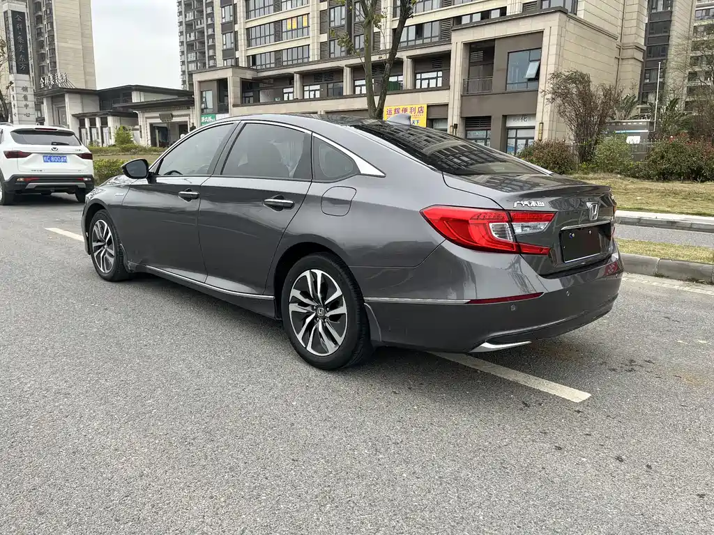 Accord Sharp· Hybrid 2.0 L Sharp Leading CN-VI