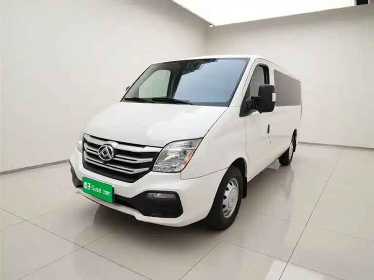 Maxus Xintu V80 新途V80 2024款 傲运通超值版 6 MT 长轴超低顶127 Ps 6/7/8/9座