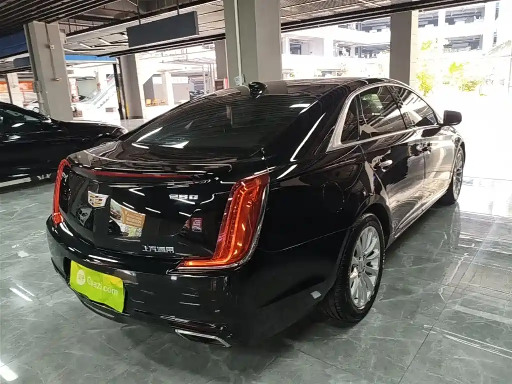 Cadillac XTS 28 T Tech