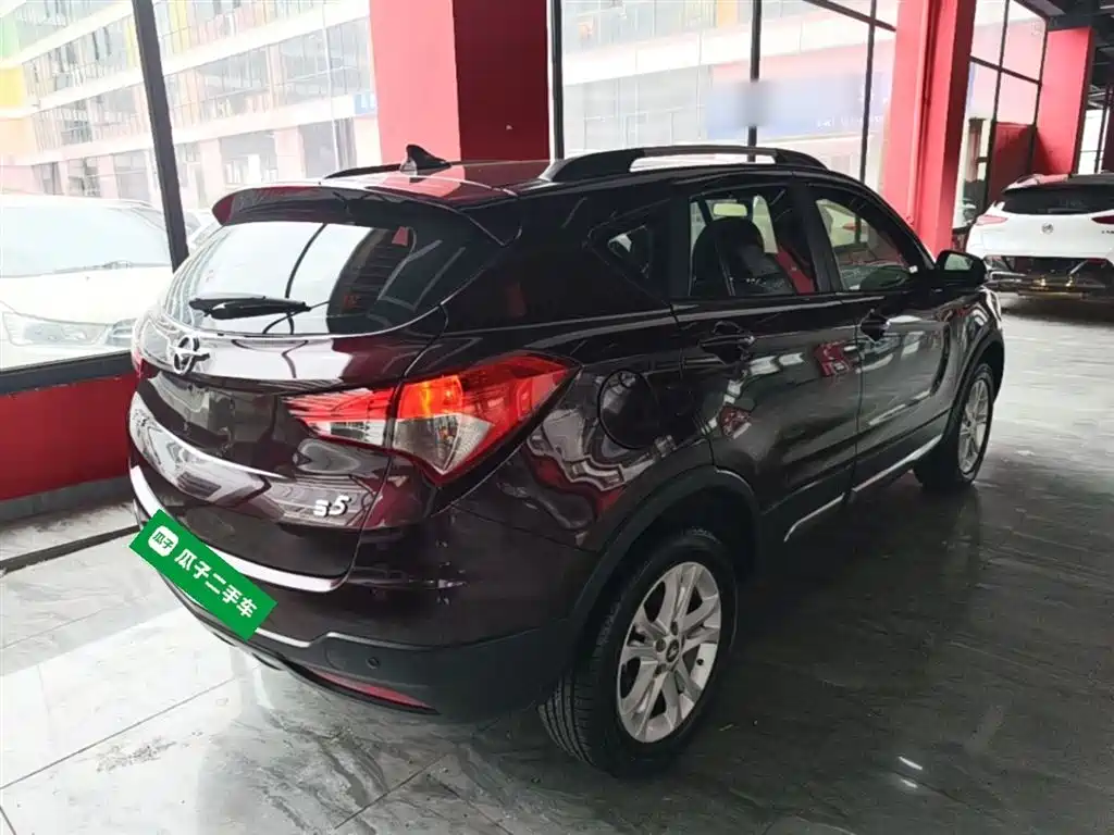 Haima S5 海马S5 2015款 1.5 T CVT豪华型运动版