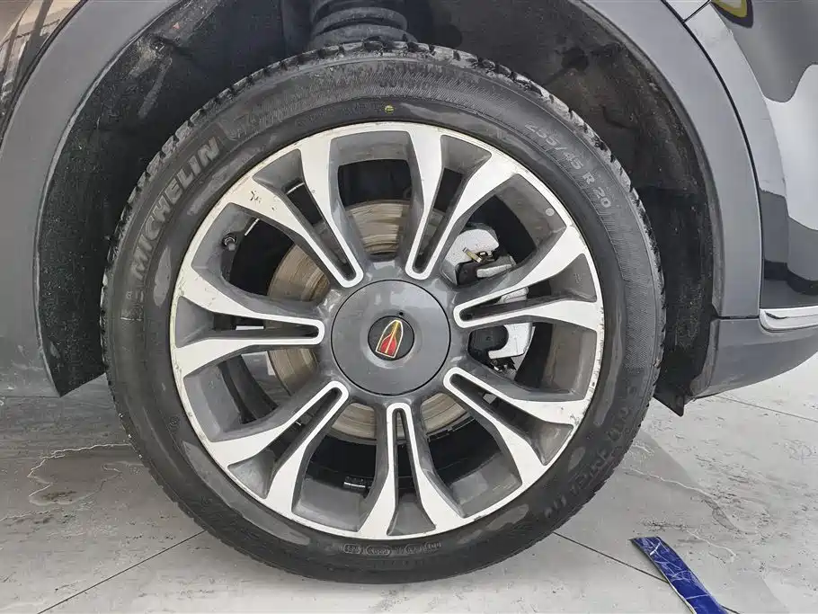 Hongqi HS5 2.0 T Connected Flagship Enjoyment 4 WD