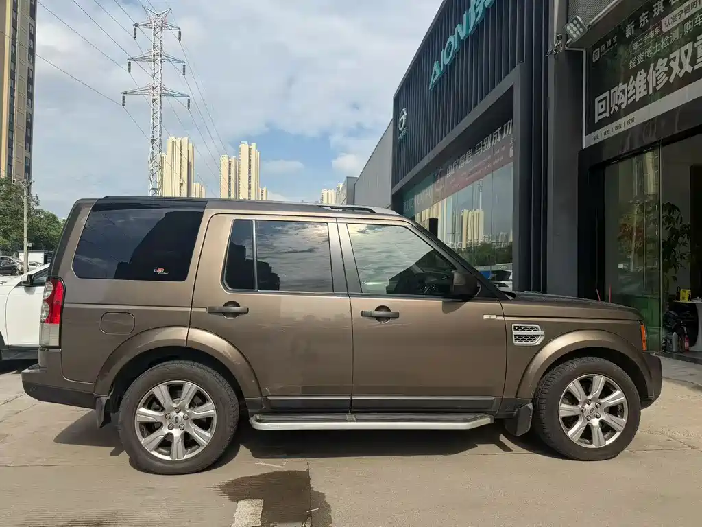 Discovery 3.0 SDV6 HSE Diesel
