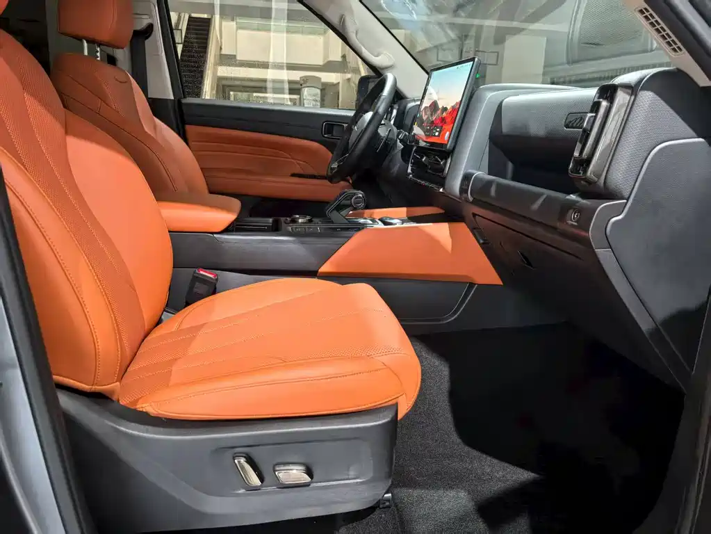 Haval H9 2.0 T Gasoline 4 WD Extreme Realm