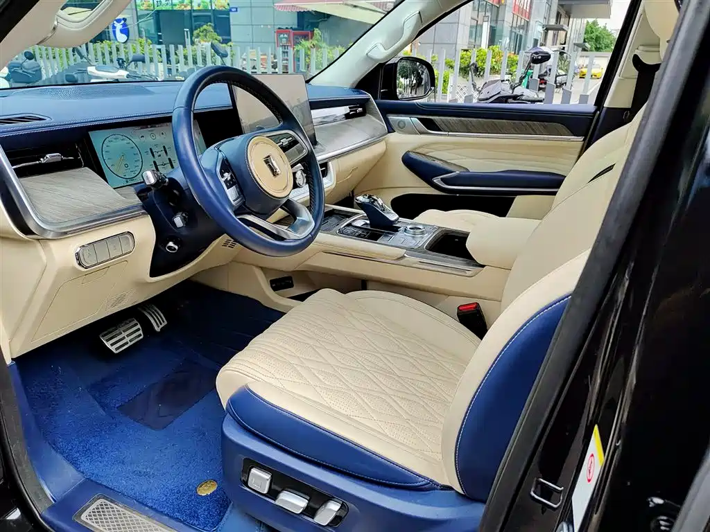 Tank 500 3.0 T Sport Realm 5-seat