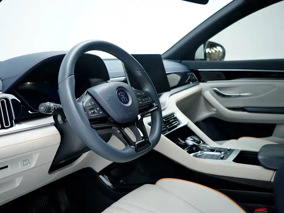 Song PLUS NEV DM-i 110 KM Flagship
