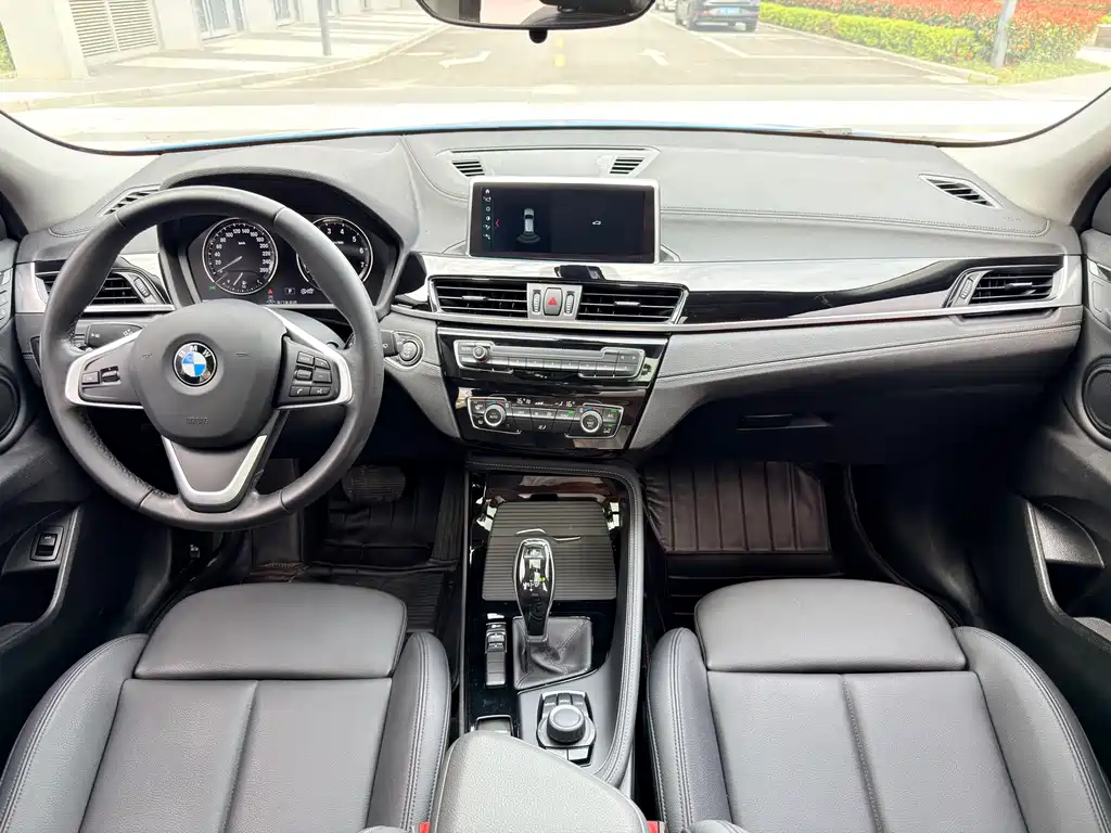 BMW X2 (Import) 宝马X2进口 2019款 sDrive25 i 豪华型M越野套装 国VI