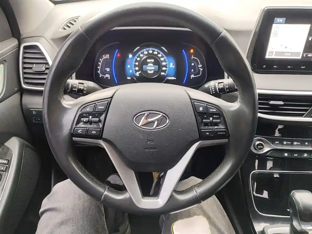 Tucson 280 TGDi DCT 2 WD Fashion CN-V