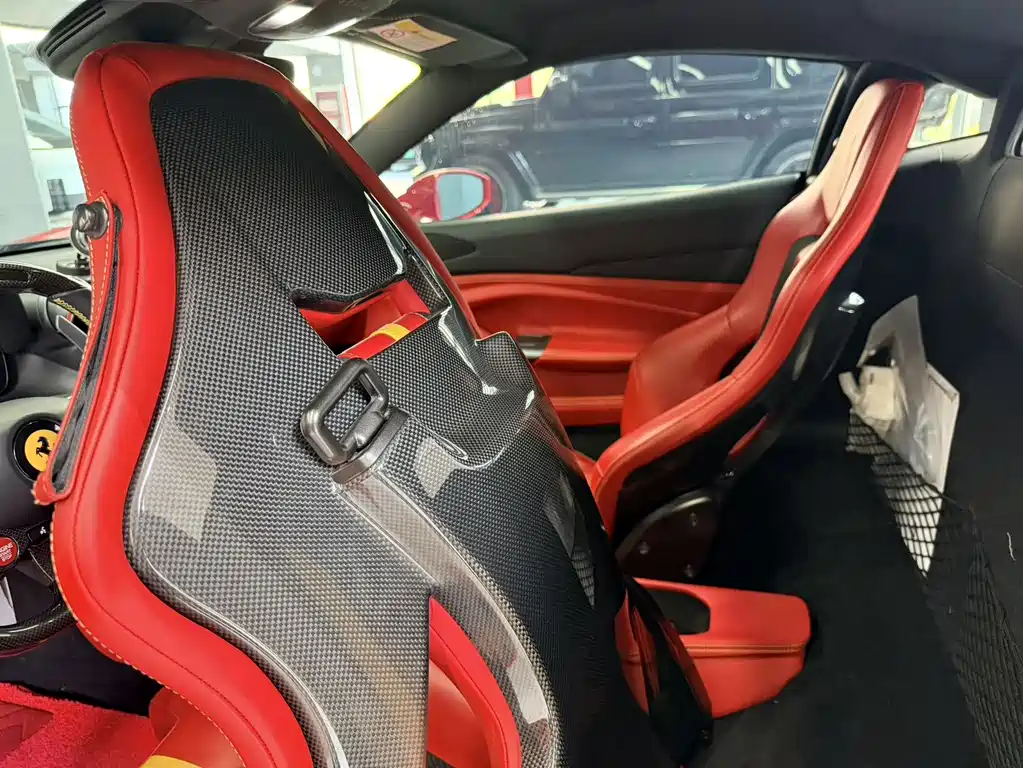 Ferrari F8 Tributo 3.9 T V8