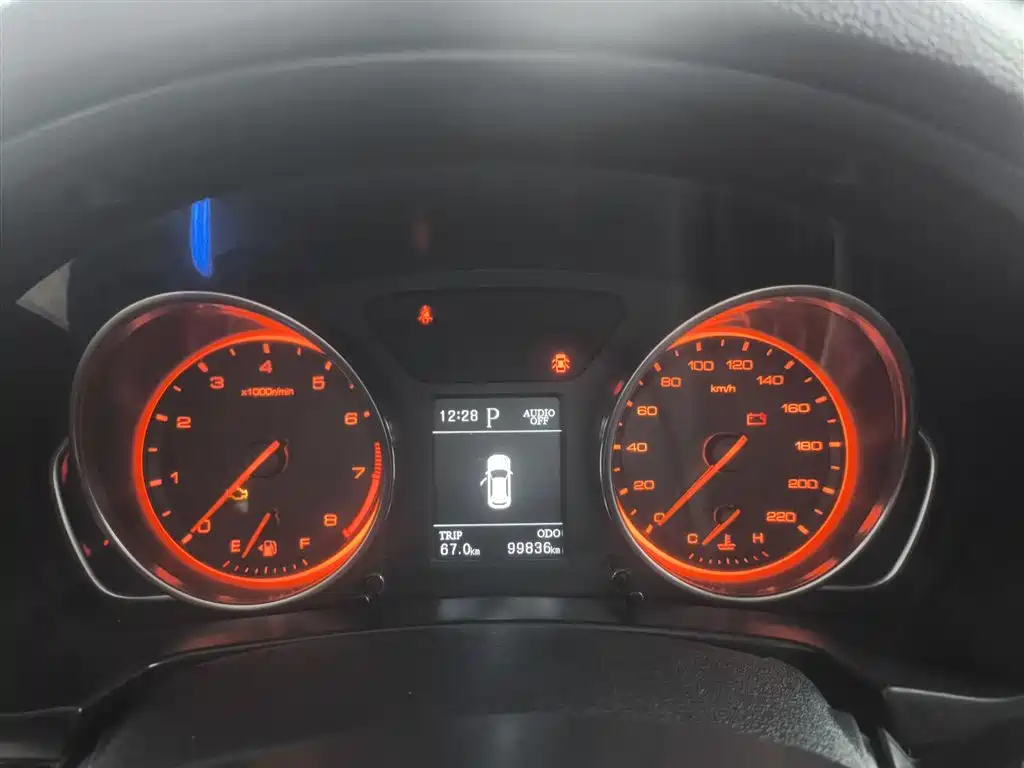Hanteng X7 汉腾X7 2016款 2.0 T DCT尊享型