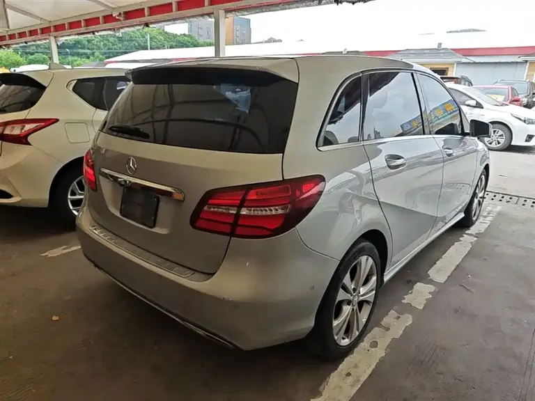 Mercedes-Benz B-Class B 200 Fashion
