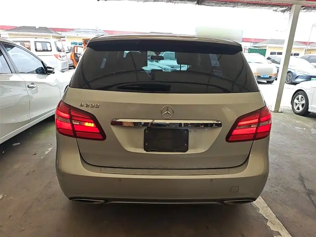 Mercedes-Benz B-Class B 200 Fashion