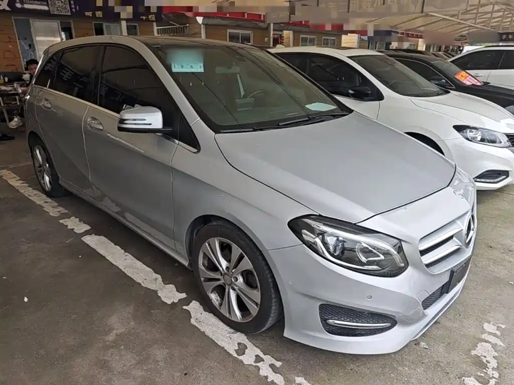 Mercedes-Benz B-Class B 200 Fashion