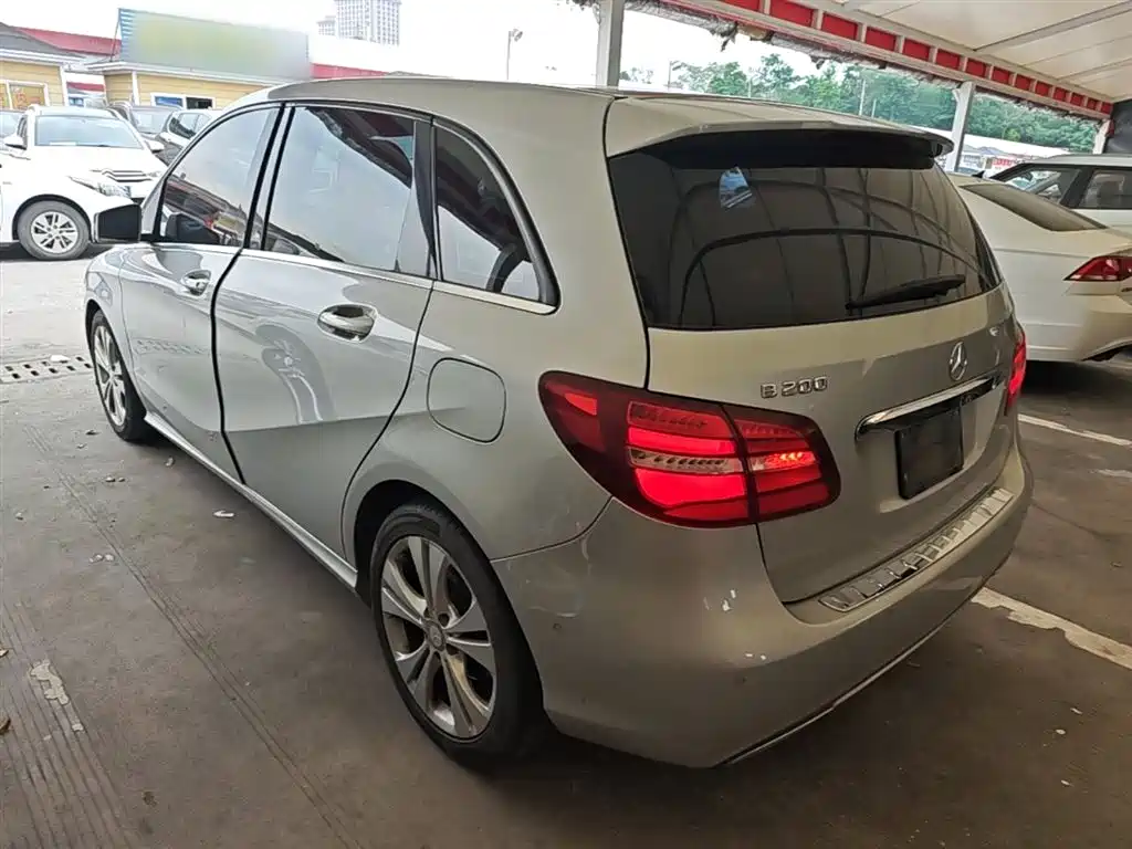 Mercedes-Benz B-Class B 200 Fashion