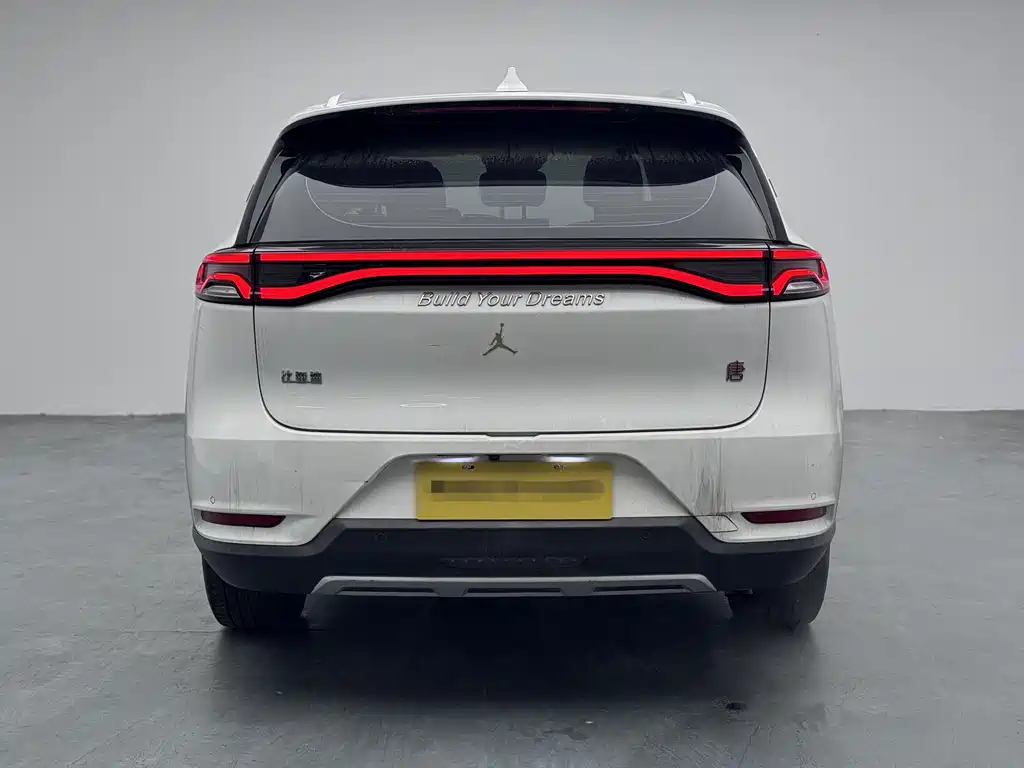 Tang 2.0 T Auto Connected Honored 7-seat CN-V