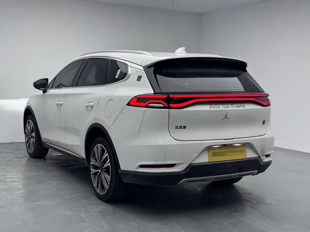 Tang 2.0 T Auto Connected Honored 7-seat CN-V