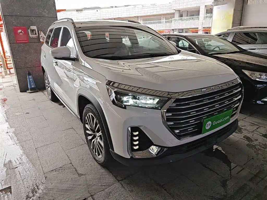 Jetour X90 PLUS 1.6 TD DCT Villa 5-seat