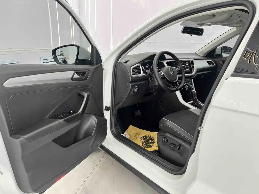 T-ROC 280 TSI DSG 2 WD Comfort Enjoyment PLUS