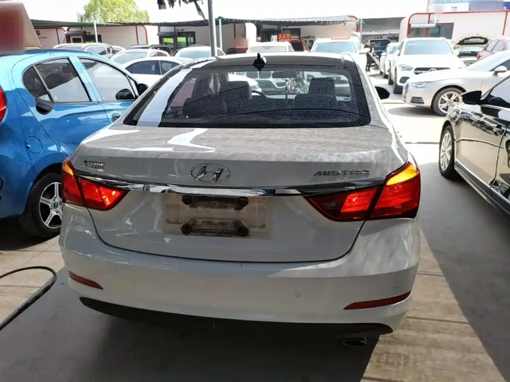 Mistra 1.8 L Auto Intelligent GLS