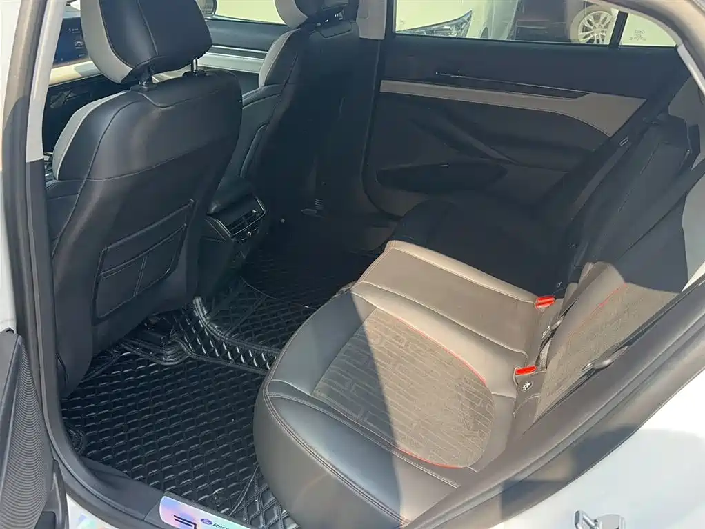 Mondeo Facelift EcoBoost 245 Luxury