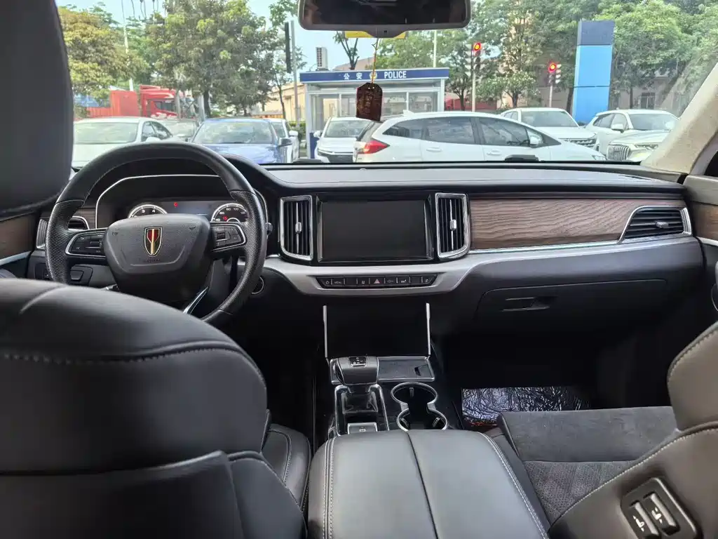 Hongqi HS7 2.0 T DCT 2 WD Connected Flagship Enjoyment