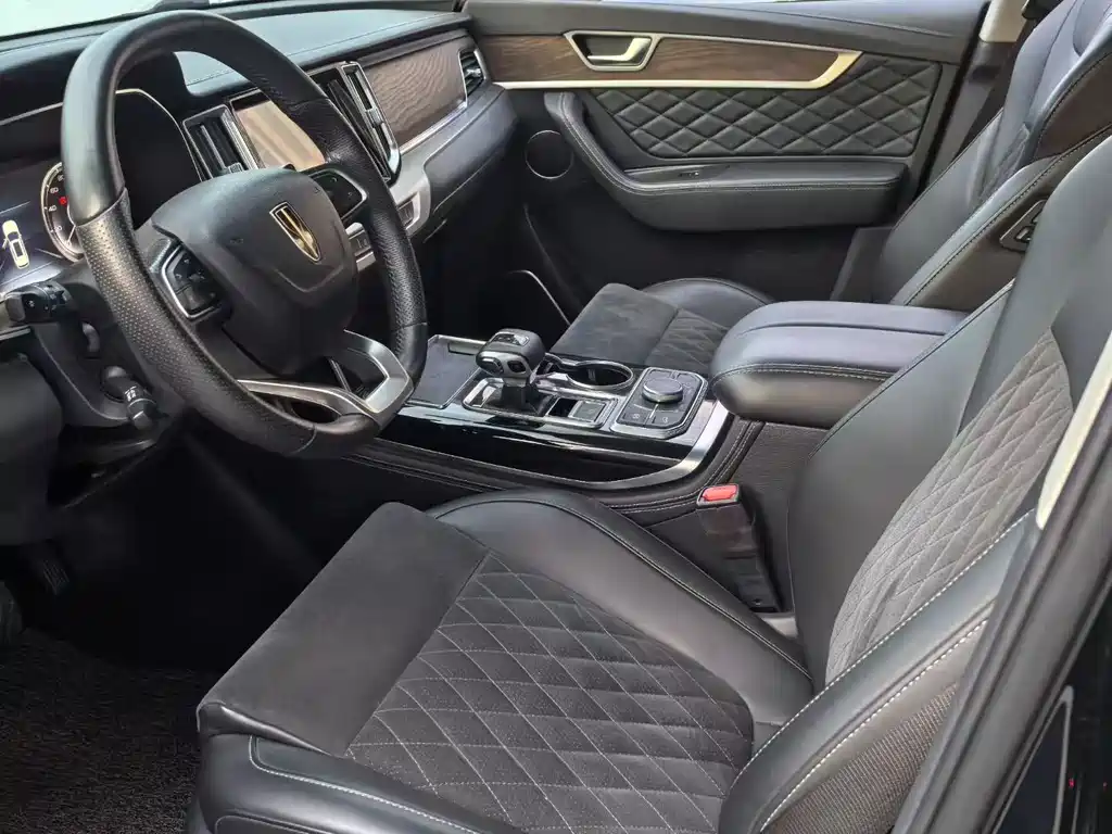Hongqi HS7 2.0 T DCT 2 WD Connected Flagship Enjoyment