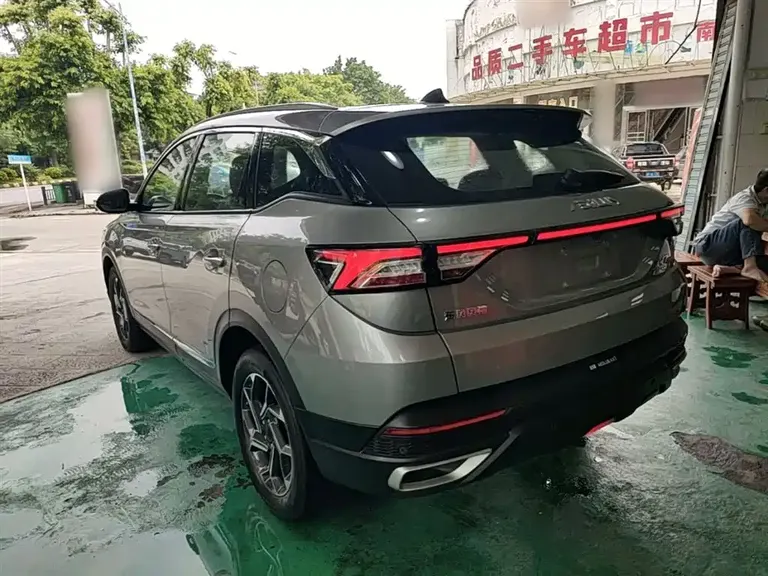 Dongfeng Fengshen AX7 PRO 1.6 T Auto Intelligent