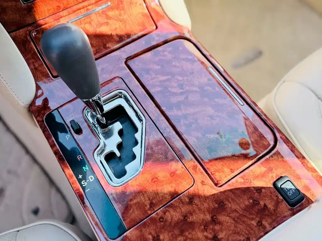 Crown 2.5 L Royal Special Navigation