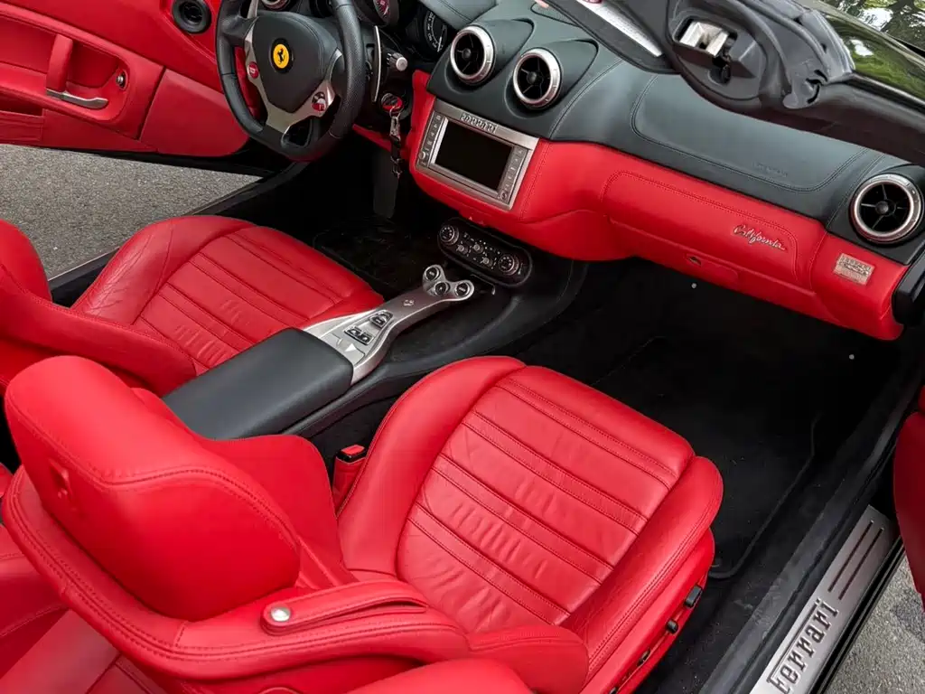 California T 4.3 L Standard