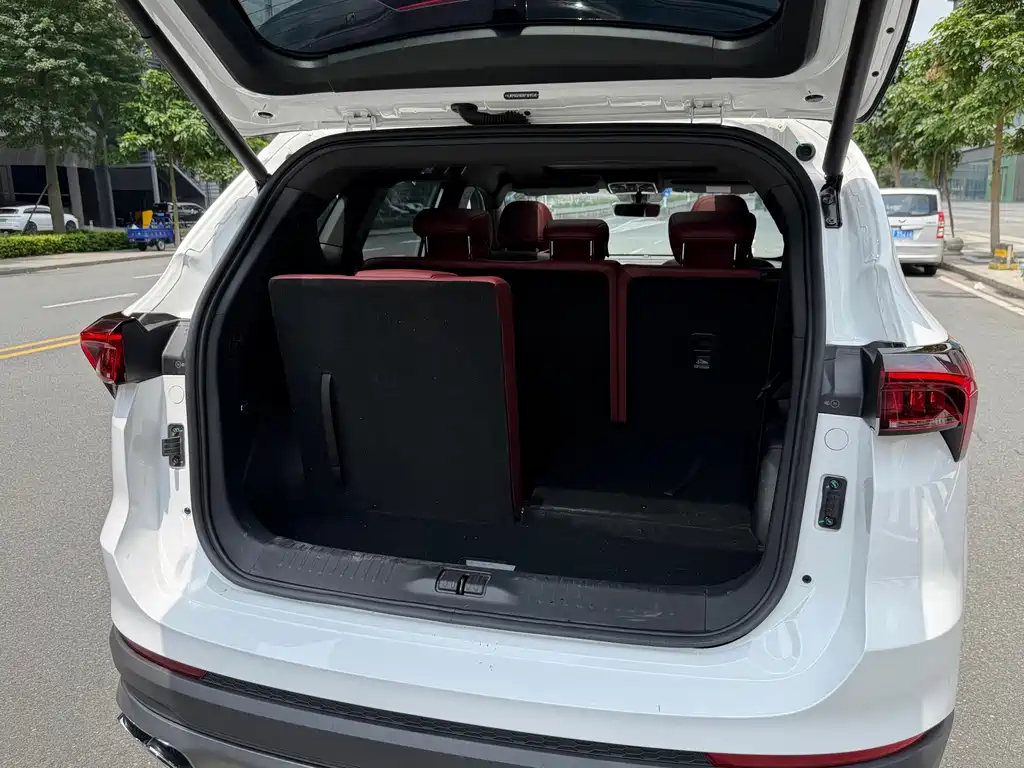 Jetour X70 PLUS Champion 1.5 T DCT Champion MAX 7-seat