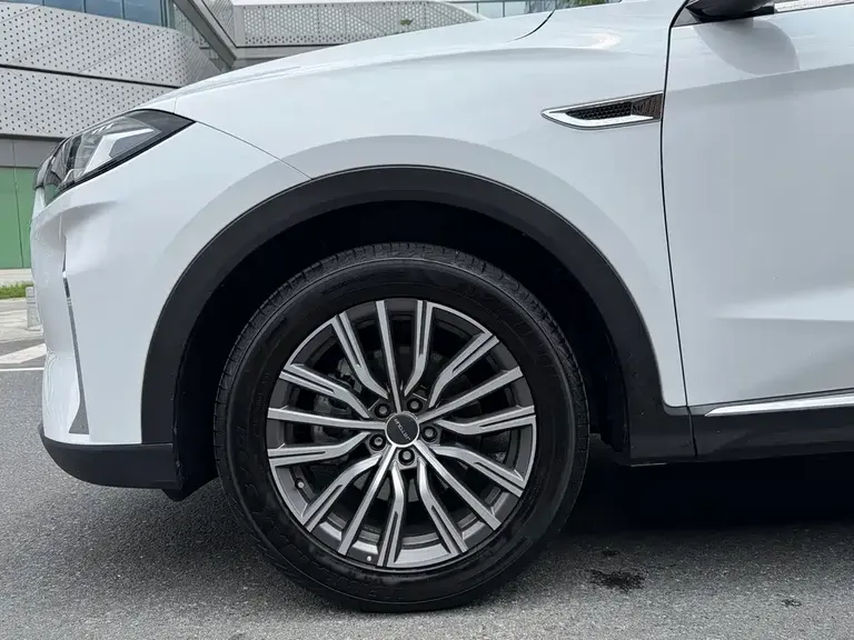 Jetour X70 PLUS Champion 1.5 T DCT Champion MAX 7-seat