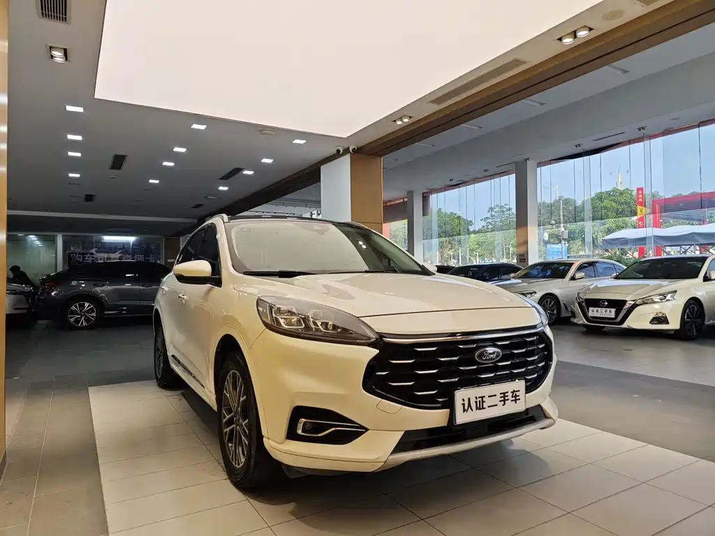 Escape EcoBoost 245 4 WD Excellence Enjoyment