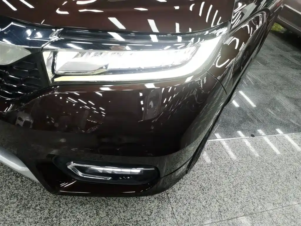 Avancier 370 TURBO 4 WD Premium
