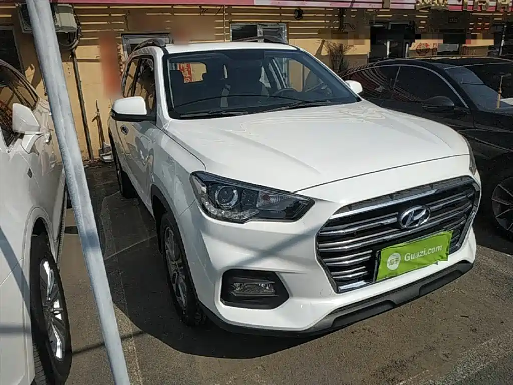 Hyundai ix35 2.0 L Auto 2 WD Brave · Smooth Enjoyment CN-V
