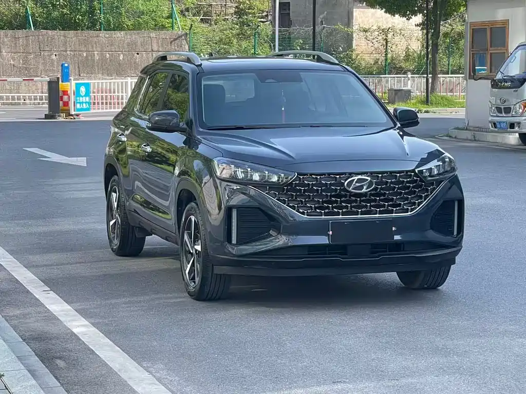 Hyundai ix35 2.0 L Auto 2 WD GLS Leading