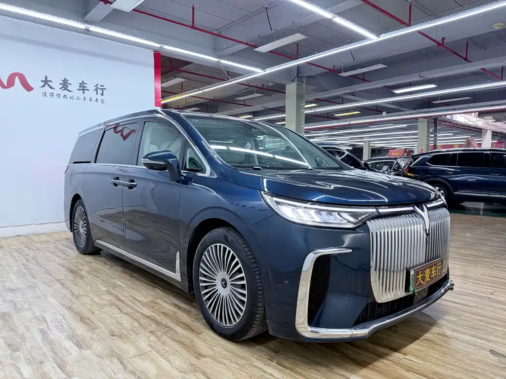 Voyah Dreamer PHEV 4 WD Flagship Kunpeng