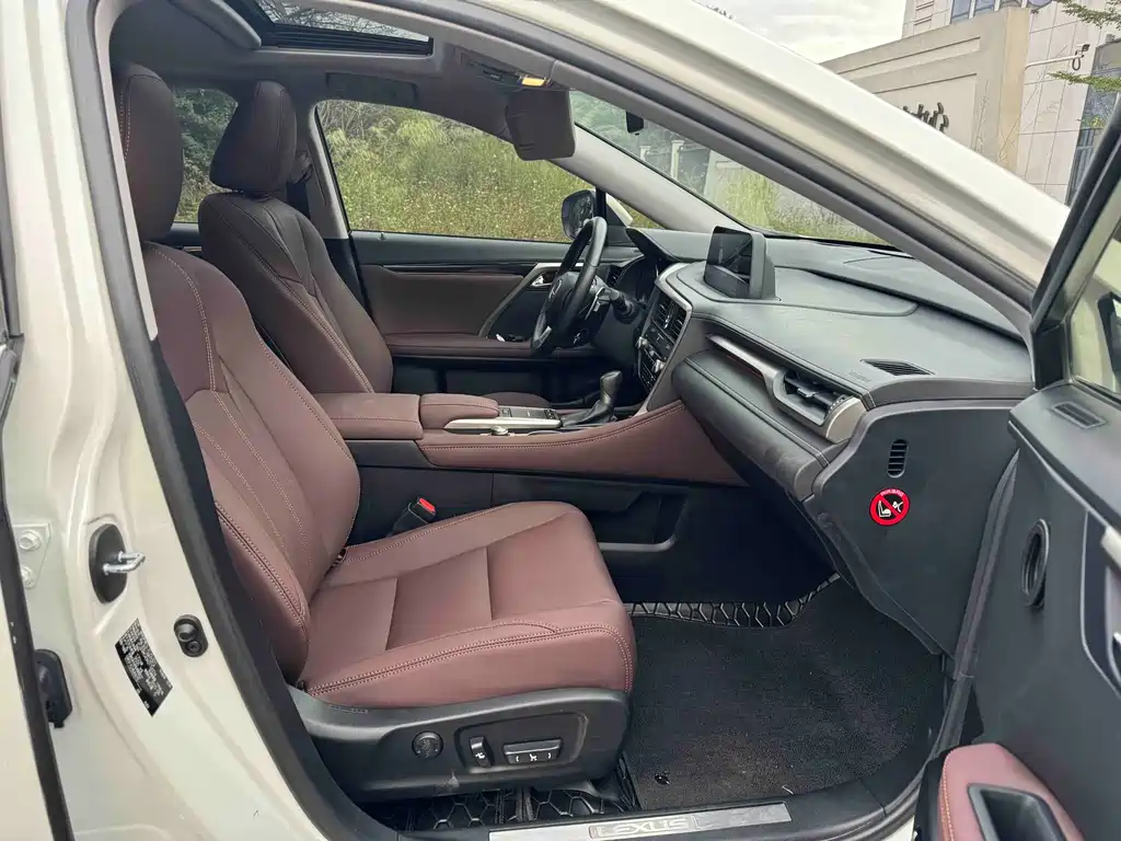 Lexus RX Facelift 300 2 WD Elite