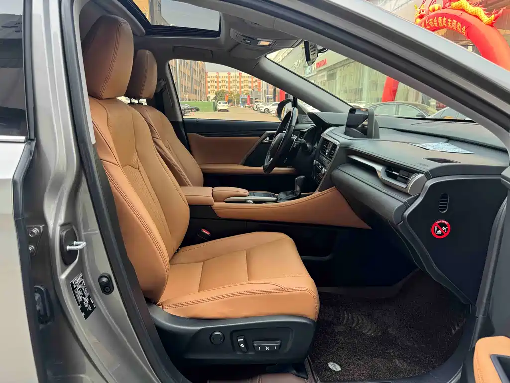 Lexus RX Facelift 300 2 WD Elite