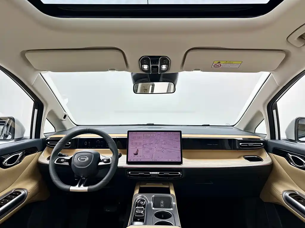 Trumpchi E8 NEV 传祺E8 PHEV 2024款 150 km 龙腾光辉版