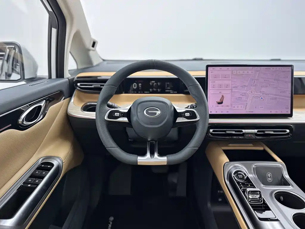 Trumpchi E8 NEV 传祺E8 PHEV 2024款 150 km 龙腾光辉版