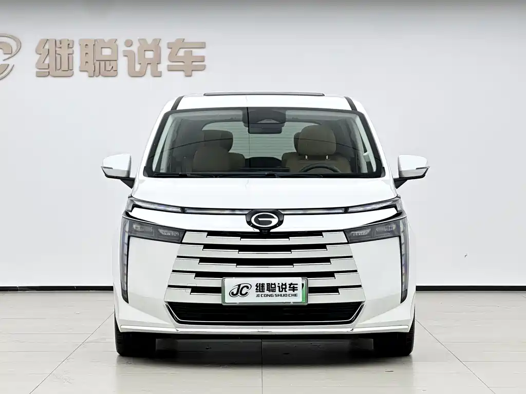 Trumpchi E8 NEV 传祺E8 PHEV 2024款 150 km 龙腾光辉版