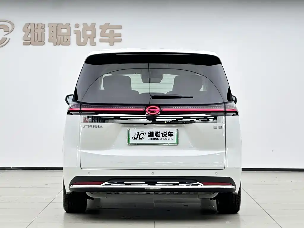 Trumpchi E8 NEV 传祺E8 PHEV 2024款 150 km 龙腾光辉版