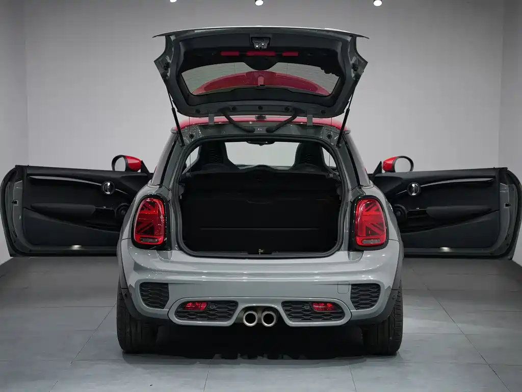 MINI JCW 2.0 T JOHN COOPER WORKS ALL-IN