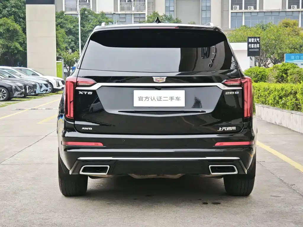 Cadillac XT6 2.0 T 6-seat 4 WD Style