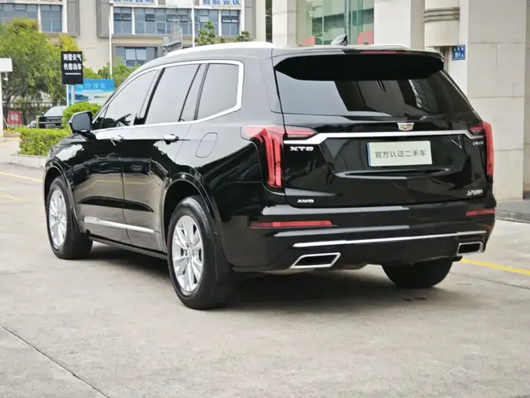 Cadillac XT6 2.0 T 6-seat 4 WD Style