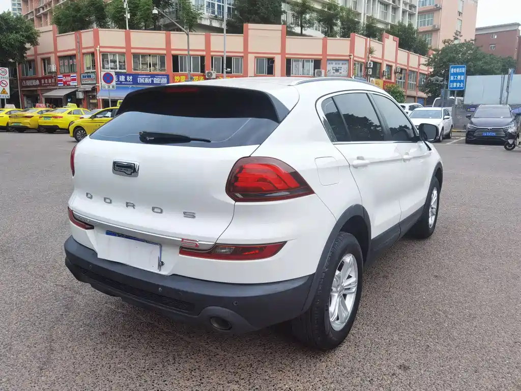 Qoros 5 Facelift 1.6 T Auto Leading