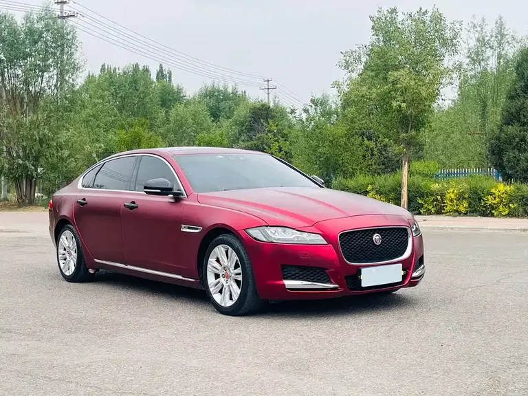 Jaguar XFL XFL 2.0 T 250 PS Premium